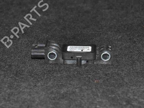 Used Electronic sensor SUZUKI GRAND VITARA II (JT, TE, TD) 1.9 DDiS All-wheel Drive (JT419, TD44, JB419WD, JB419XD,... (129 hp) 6730164