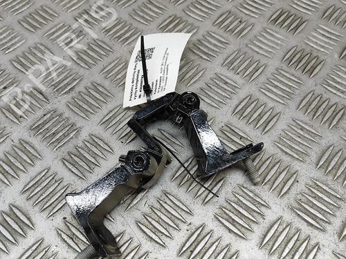 hingedoor-check-strap-audi-q8-e-tron-sportback-get-2022-27792285 main image