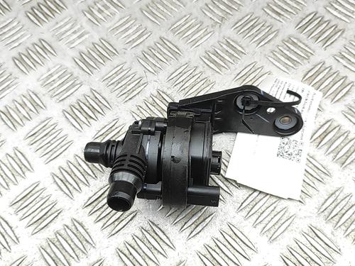 Used Auxiliary water pump Auxiliary water pump BMW X5 (G05, F95) xDrive 30 d Mild-Hybrid (286 hp) 32500745 32500745