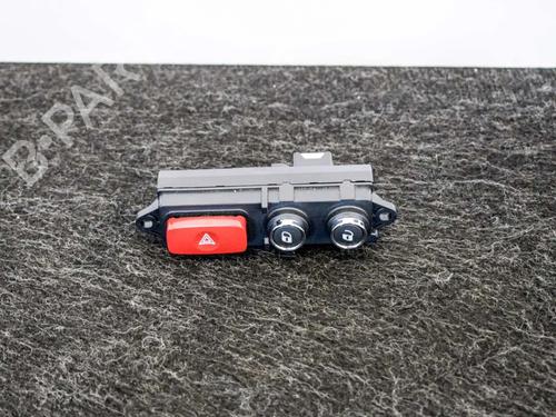 Used Warning switch MASERATI GRANCABRIO 4.7 (450 hp) 6742554