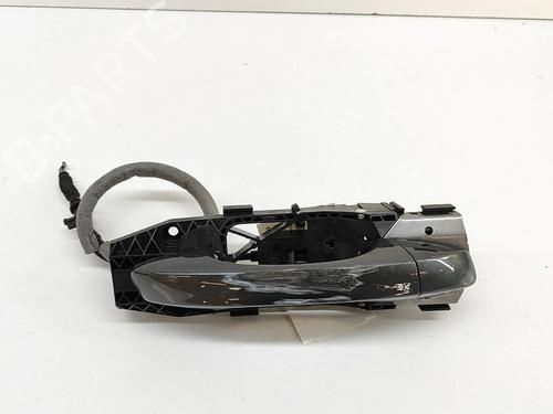 front-right-exterior-door-handle-vw-golf-vii-5g1-bq1-be1-be2-2012-2013-2014-2015-2016-2017-2018-2019-2020-2021-30130468 main image