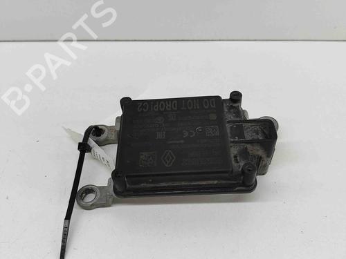 Elektronisk modul RENAULT MASTER III Van (FV) 2.3 dCi 180 FWD (FV04, FV07) | BP27773082M83 
