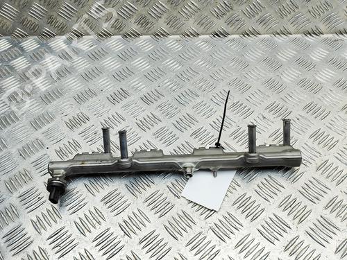 Used Injection rail BMW 3 Touring (G21, G81) 330 e Plug-in-Hybrid (292 hp) 30631502