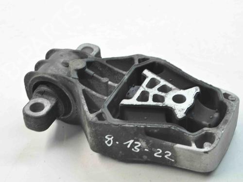Used Gearbox mount MERCEDES-BENZ GLA-CLASS (X156) GLA 220 CDI (156.903) (170 hp) 30212567