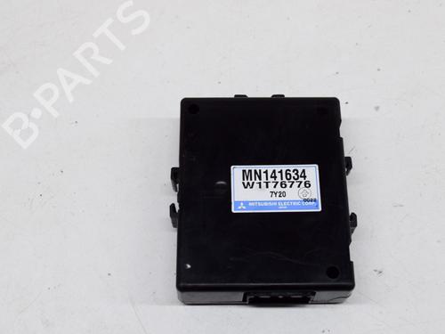 Elektronische module MITSUBISHI OUTLANDER II (CW_W) 2.0 4WD (147 hp) 27755121