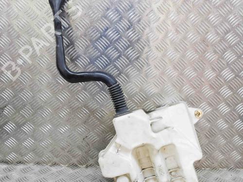 Used Windscreen washer tank LAND ROVER RANGE ROVER SPORT I (L320) 3.0 D 4x4 (211 hp) 10186840