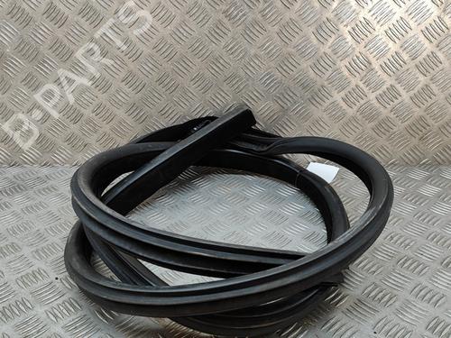 Rubber door seal LAND ROVER RANGE ROVER VELAR (L560) 2.0 D180 TD4 4x4 | BP18164755C142 