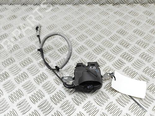 switch-mercedes-benz-e-class-w213-2016-36021351 main image