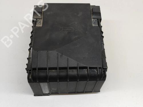Used Fuse box VW GOLF VI (5K1) 2.0 TDI (170 hp) 22999108