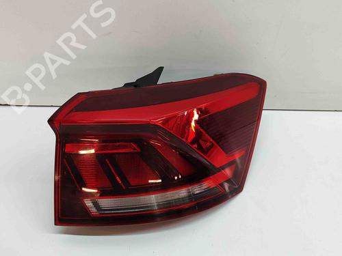 Højre baglygte VW T-ROC (A11, D11) 1.5 TSI (150 hp) 27532608