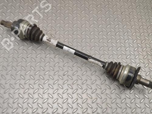 left-rear-driveshaft-mercedes-benz-c-class-w204-2007-2008-2009-2010-2011-2012-2013-2014-2015-30826465 main image