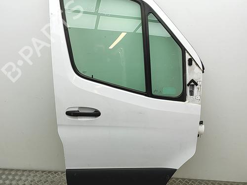 right-front-door-mercedes-benz-sprinter-3-t-van-b910-2018-33882474 main image