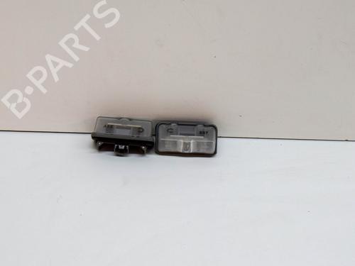 Używane Lampa oświetlenia tablicy rejestracyjnej TOYOTA bZ4X (_EAM1_) EV (YEAM15) (218 hp) 28687766