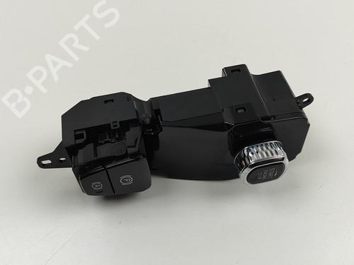 Used Switch VOLVO XC60 II (246) T6 Plug-In Hybrid AWD (349 hp) 27792340