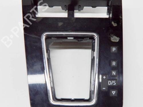 automatic-gearbox-selector-skoda-octavia-iii-combi-5e5-5e6-20-tdi-4x4-5e2713203m-2012-2013-2014-2015-2016-2017-2018-2019-2020-15205463 main image