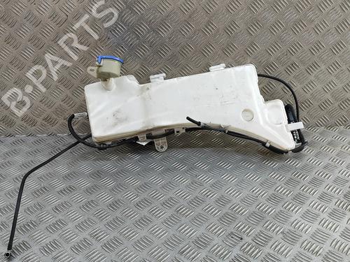 Used Windscreen washer tank PEUGEOT 5008 II (MC_, MJ_, MR_, M4_) 1.5 BlueHDi 130 (MCYHZJ, MCYHZR, MCYHZX) (131 hp) 28676442