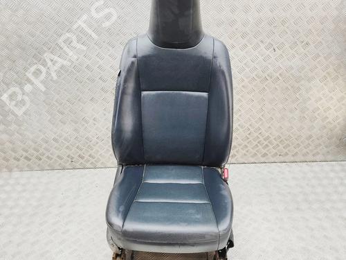 Sæde højre fortil Sæde højre fortil TOYOTA HILUX VIII Pickup (_N1_) 2.4 D 4WD (GUN125_, GUN125R) (150 hp) 36809683 36809683
