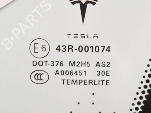 Venstre foran trekantet rude TESLA MODEL S (5YJS) 75 | BP20231354C111 