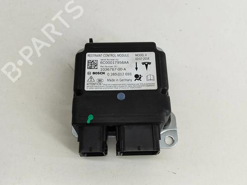 Used ECU airbags ECU airbags TESLA MODEL X (5YJX) 90D AWD (525 hp) 20675721 20675721