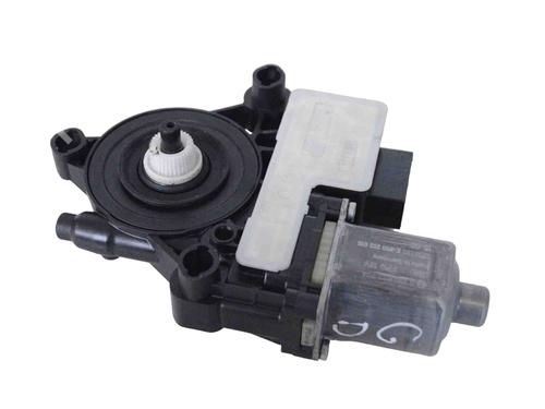 Used Right rear window motor LAND ROVER DISCOVERY V (L462) 2.0 Sd4 4x4 (241 hp) 30241196