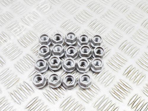 BP27763466O1 main image