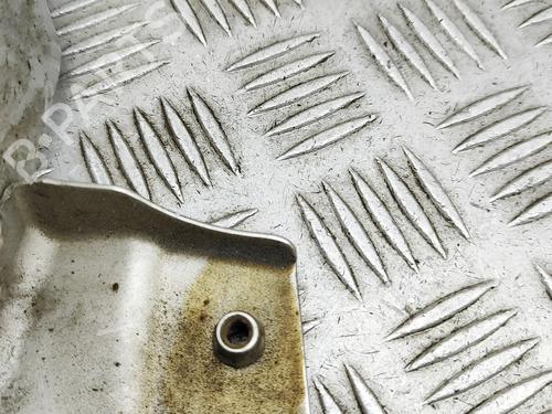 Højre forlygtestøtte) FERRARI CALIFORNIA 4.3 | BP32119237C156 