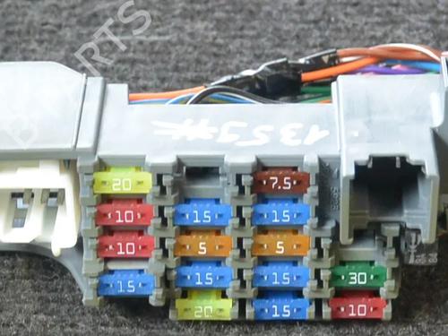 Fuse box MAZDA 6 Hatchback (GH) 1.8 MZR | BP6721727E1 - Image 2