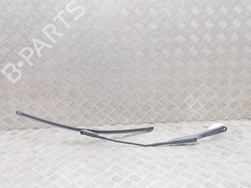Vindrute viskerarm Vindrute viskerarm IVECO DAILY VI Platform/Chassis 33S13, 35S13, 35C13 (126 hp) 39749171 39749171