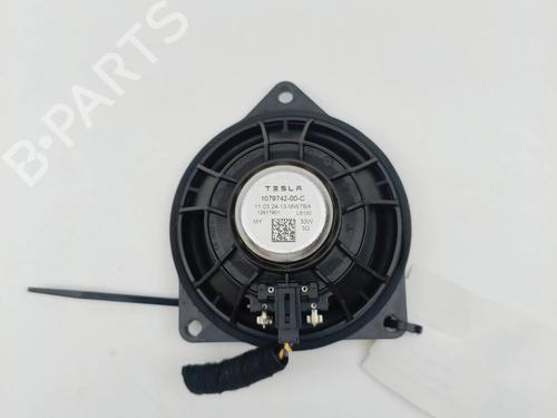 Speaker TESLA MODEL Y (5YJY) Long Range All-wheel Drive | BP38201671E2 - Image 4