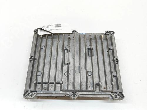 Used Engine control unit (ECU) Engine control unit (ECU) VW AMAROK (2HA, 2HB, S1B, S6B, S7A, S7B, AGD) 3.0 TDI 4motion (224 hp) 27608095 27608095