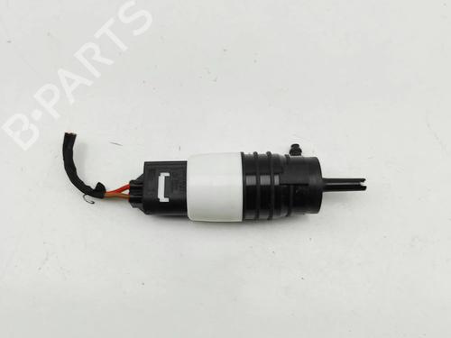 Used Washer pump BMW X5 (G05, F95) xDrive 30 d Mild-Hybrid (298 hp) 31592727
