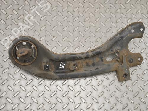 Højre bagtil bærearm KIA SORENTO II (XM) 2.2 CRDi 4WD (197 hp) 30239661