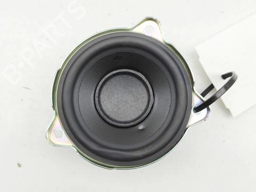 speaker-land-rover-defender-station-wagon-l663-2019-32525624 main image