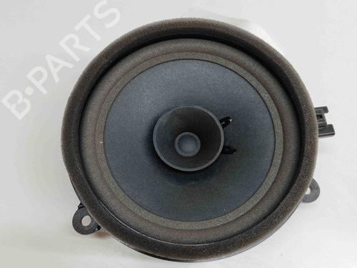 Used Speaker VOLVO XC40 (536) B3 Mild-Hybrid (163 hp) 28555715