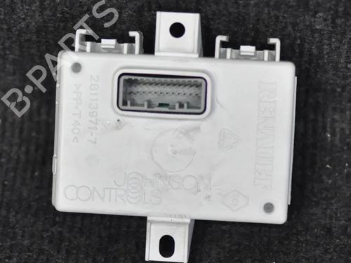 Used Electronic module RENAULT MEGANE III Hatchback (BZ0/1_, B3_) 1.4 TCe (BZ0F, BZ1V) (131 hp) 6718826
