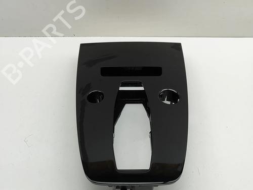 other-audi-q4-e-tron-suv-f4b-2020-28732877 main image