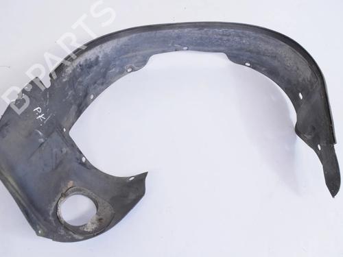 Passage de roue JAGUAR XJ (X300, X330) 4.0 (249 hp) 31217109