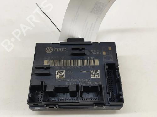 Used Electronic module Electronic module AUDI Q5 (8RB) 2.0 TDI quattro (170 hp) 21077711 21077711