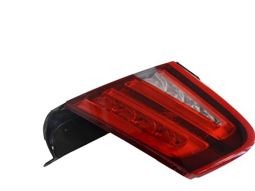 Used Right tailgate light Right tailgate light MERCEDES-BENZ S-CLASS Coupe (C217) S 63 AMG (217.377) (585 hp) 33357492 33357492