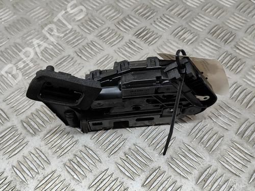 front-left-lock-vw-golf-viii-cd1-da1-2019-27766212 main image