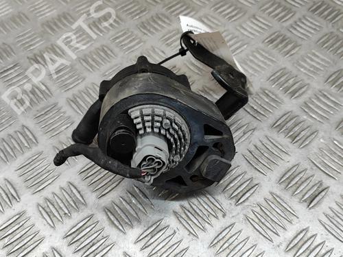 Used Auxiliary water pump TESLA MODEL S (5YJS) 70D AWD (334 hp) 25614924