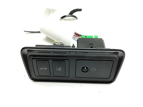 spak-kontakt-jaguar-xe-x760-2015-35957951 main image