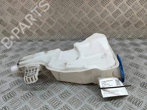 windscreen-washer-tank-seat-leon-st-5f8-20-cupra-5q0955449af-2012-2013-2014-2015-2016-2017-2018-2019-2020-19282795 main image