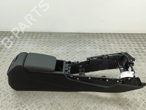 Console centrale AUDI A5 Sportback (F5A, F5F) 35 TDI (163 hp) 31976787