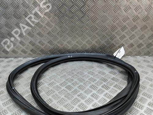 Used Rubber door seal PEUGEOT 508 SW II (FC_, FJ_, F4_) 1.5 BlueHDi 130 (131 hp) 32369666