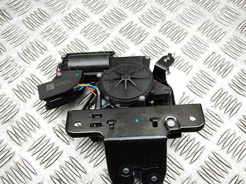 Tailgate lock TESLA MODEL Y (5YJY) Long Range All-wheel Drive | BP36232073C101 - Image 3