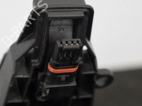 Front left exterior door handle BMW 7 (G11, G12) 730 d | BP6736963C128