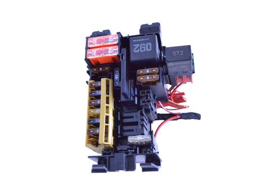 Used Fuse box Fuse box 33357550 33357550