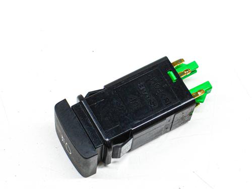 Switch SAAB 9-5 Estate (YS3E) 1.9 TiD | BP10401309I30 