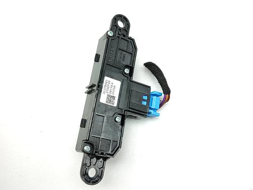 Switch VOLVO XC90 II (256) B6 Mild Hybrid AWD | BP37642937I30 - Image 4